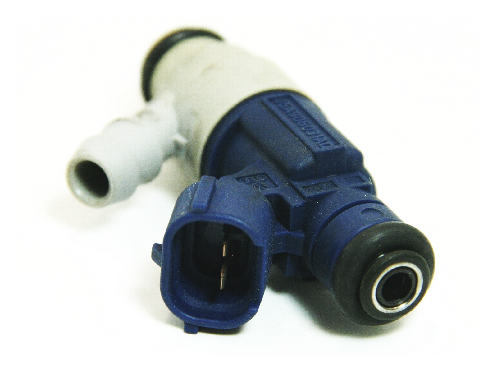 Fuel Injector 9901 VW Jetta Golf MK4 Beetle 2.0 AVH AZG 06A 906 031