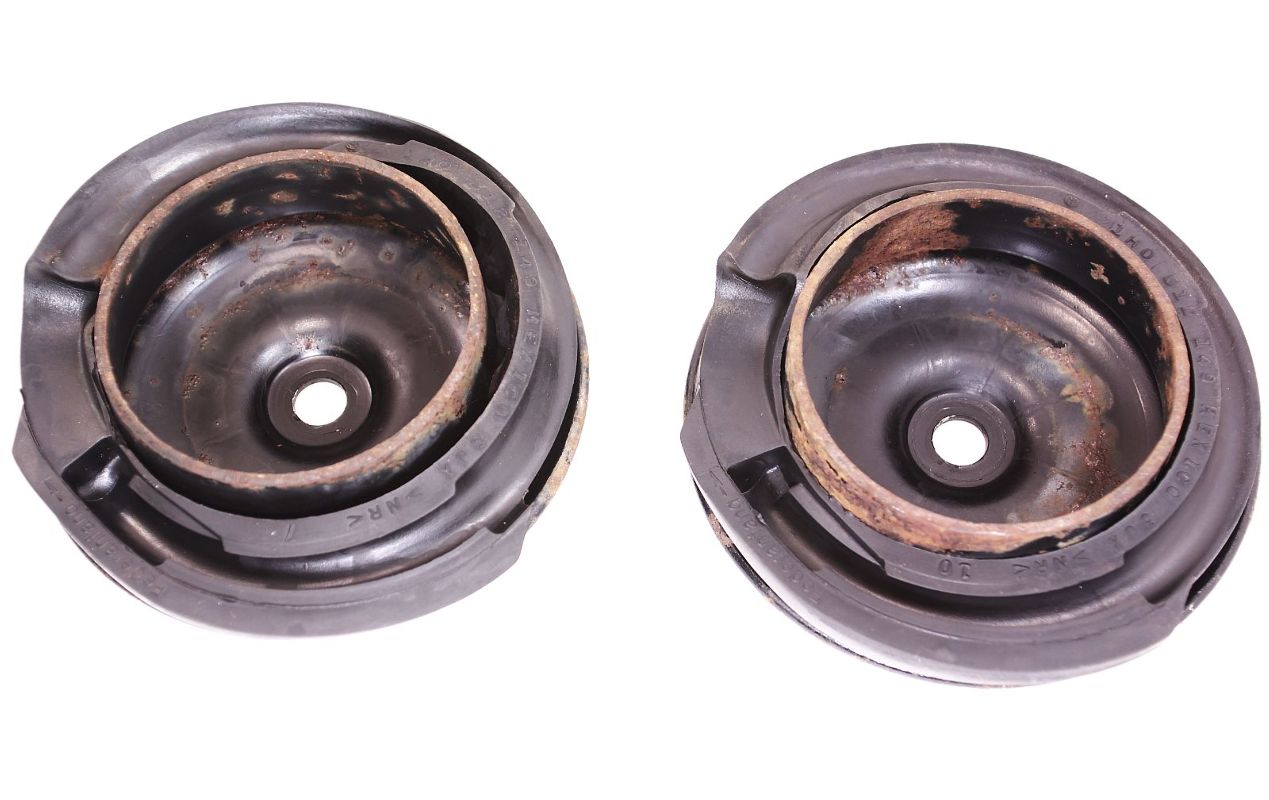 Rear Upper Coil Spring Seat Cap Bushings Set 9399 VW Jetta Golf GTI