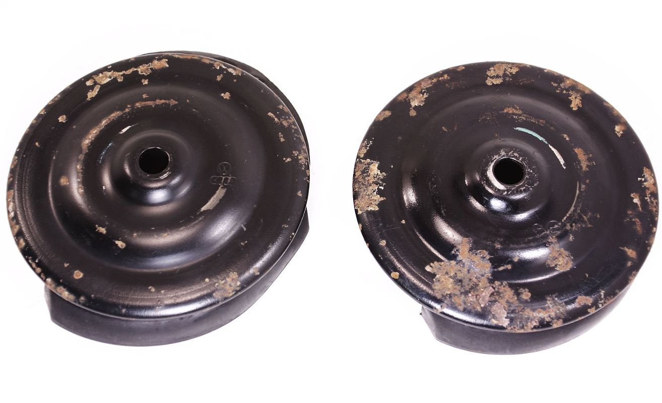 Rear Upper Coil Spring Seat Cap Bushings Set 9399 VW Jetta Golf GTI