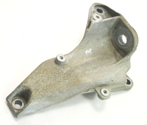 RH Transmission Mount Auto AT Audi A4 A6 C5 VW Passat B5 8D0 399