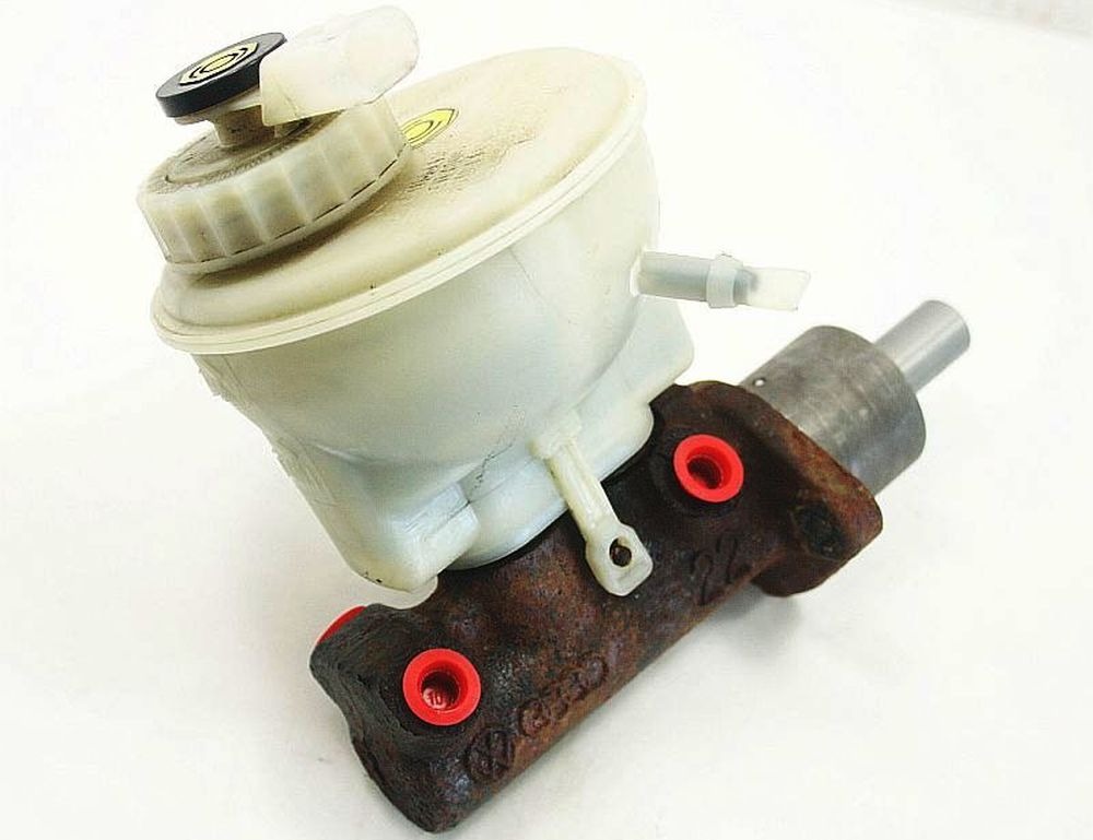 Brake Master Cylinder VW 9599 Jetta Golf GTI Cabrio MK3 1H1 611 307