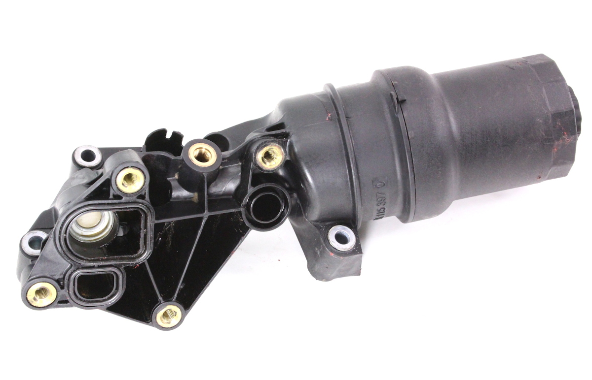 Oil Filter Housing 0510 VW Jetta Golf Rabbit MK5 2.5 2.5L 07K 115