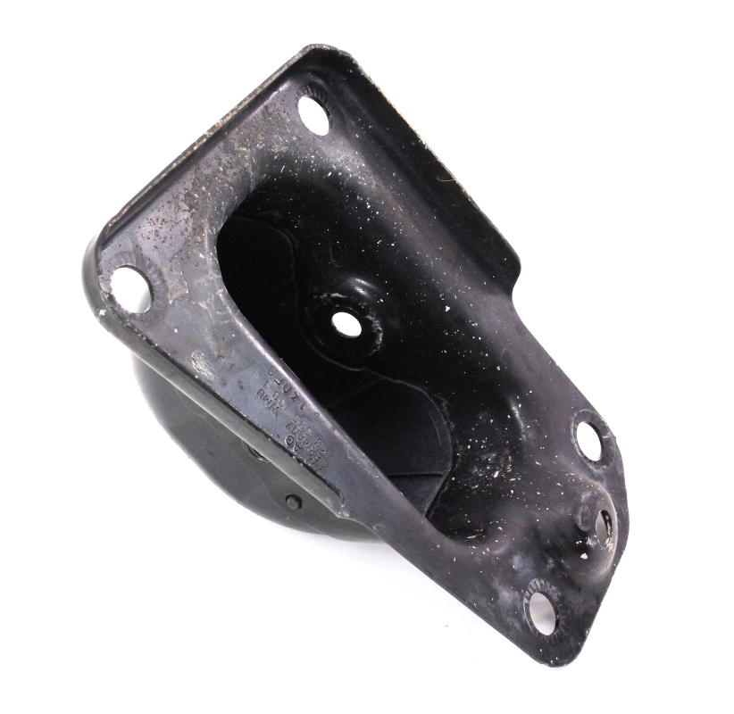 RH Rear Trailing Control Arm Mount Bracket VW Jetta Golf MK5 A3 1K0