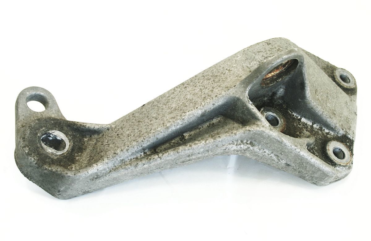 Transmission Mount Bracket AT 9399 VW Jetta Golf GTI Cabrio Mk3 1HM