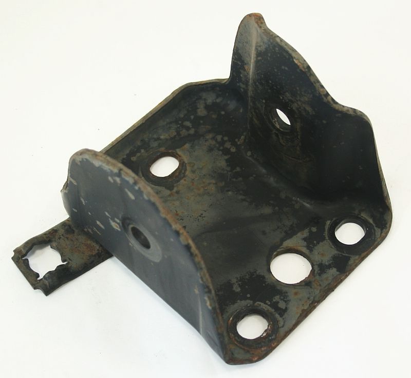 LH Rear Beam Mount Bracket 9399 VW Jetta Cabrio Golf GTI MK3 Genuine