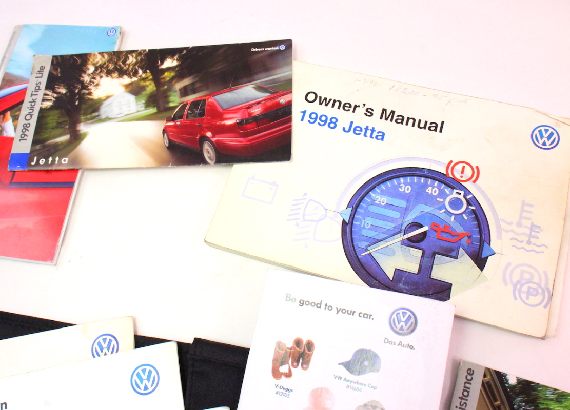 ... 1998 VW Jetta Owners Manual Books & Case VW Volkswagen 93-99 ...