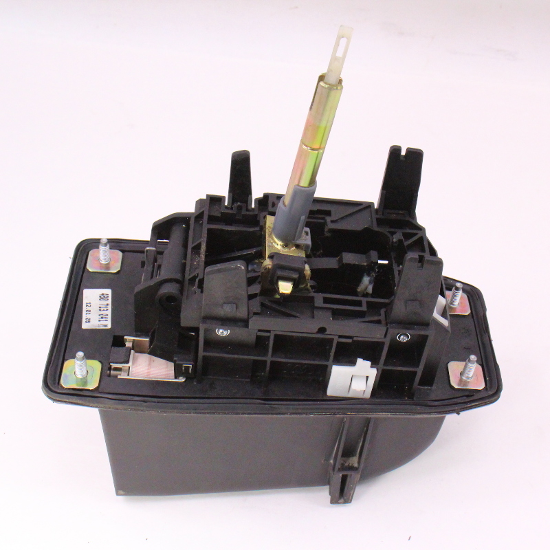 Tiptronic Automatic Shifter Gear Selector VW Passat Audi A4 A6 4B0