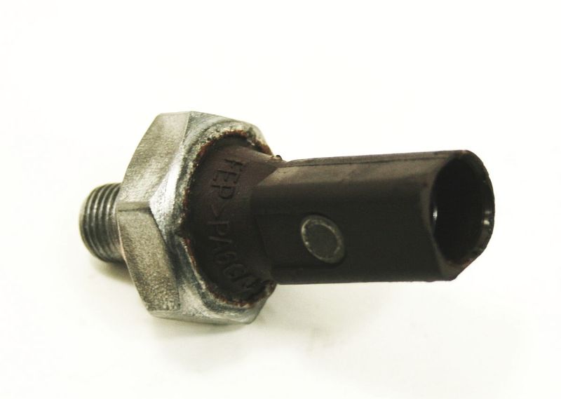 Oil Pressure Switch Sensor 9905 VW Jetta Golf MK4 Beetle 038 919 081