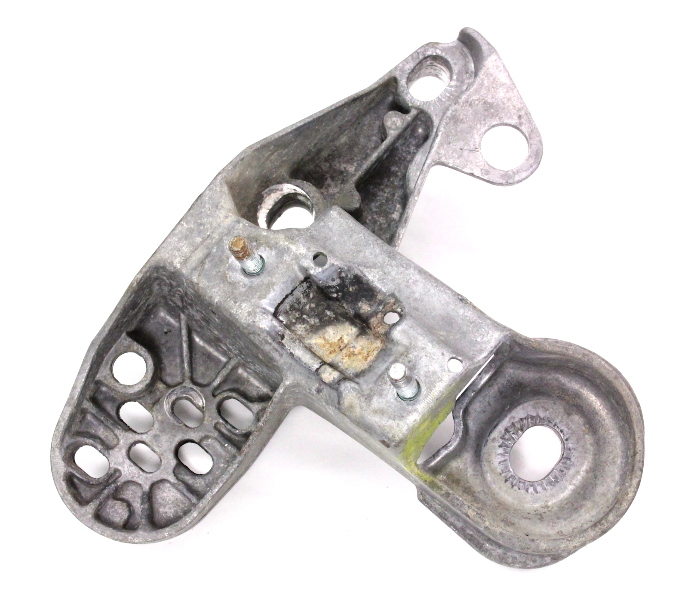 RH Sub Frame Support Mount Bracket 98-05 VW Passat B5 Audi A4 A6-8D0 399 542 B