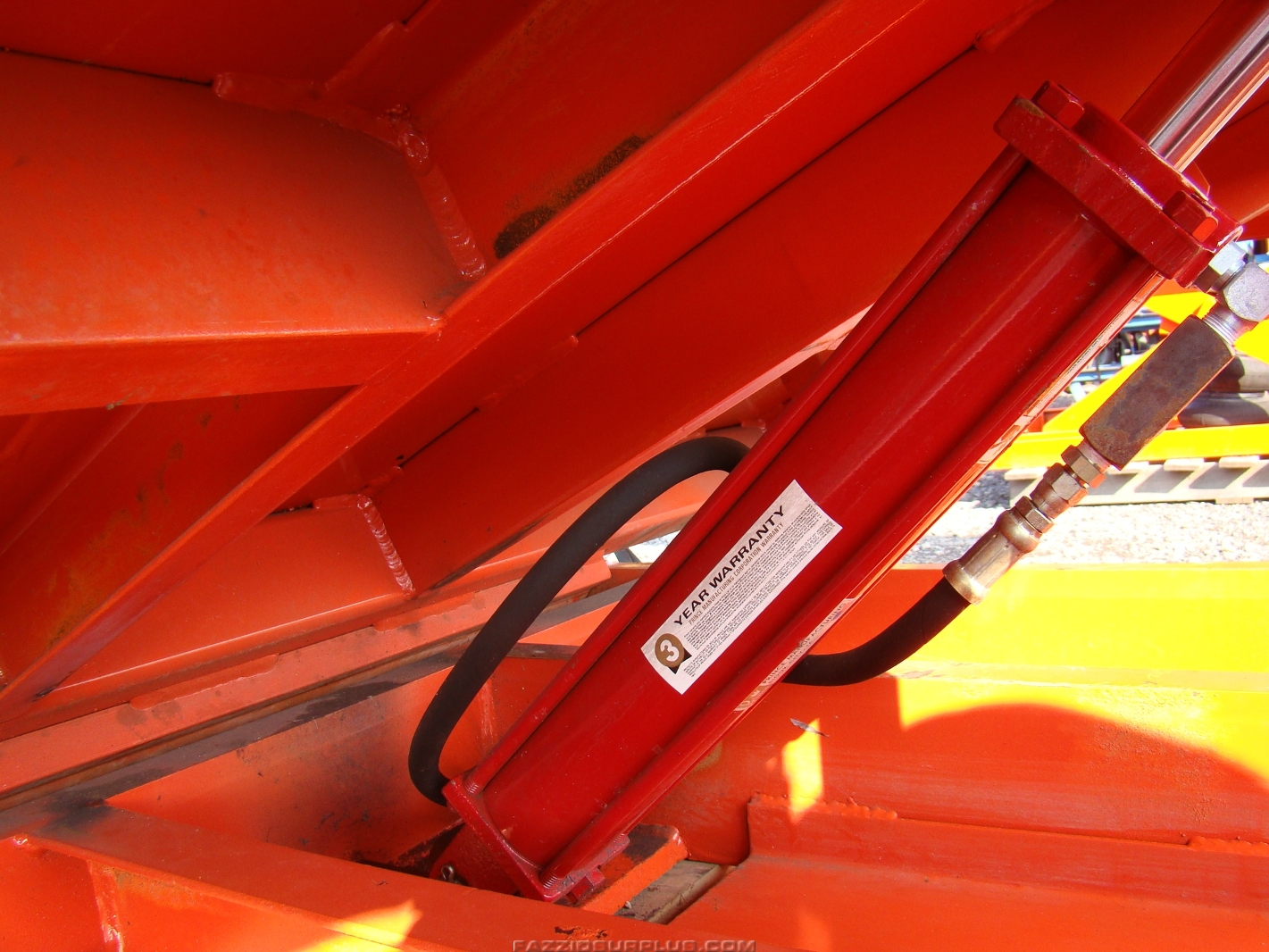 Knight, 1000 Lb. Hydraulic Tilting Lift Table Large Deck eBay