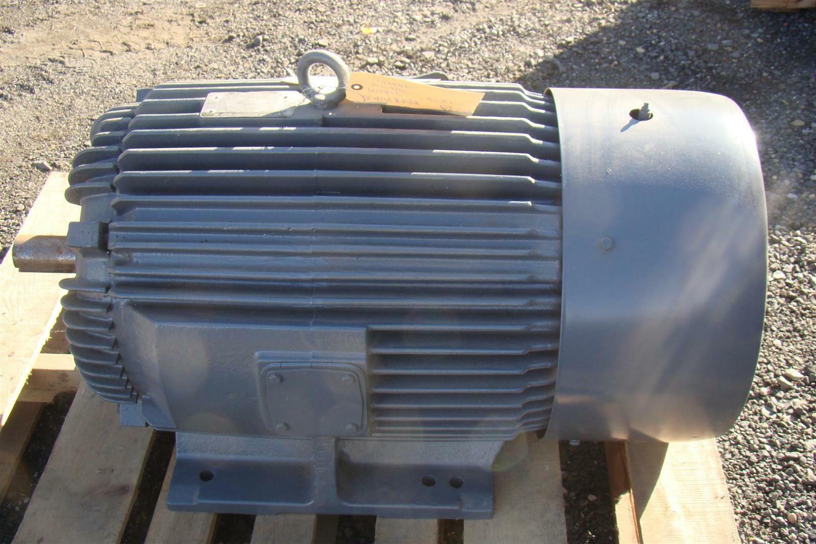 Toshiba Motor 100HP Frame 405TS Type TKKH Enclosure TEFC