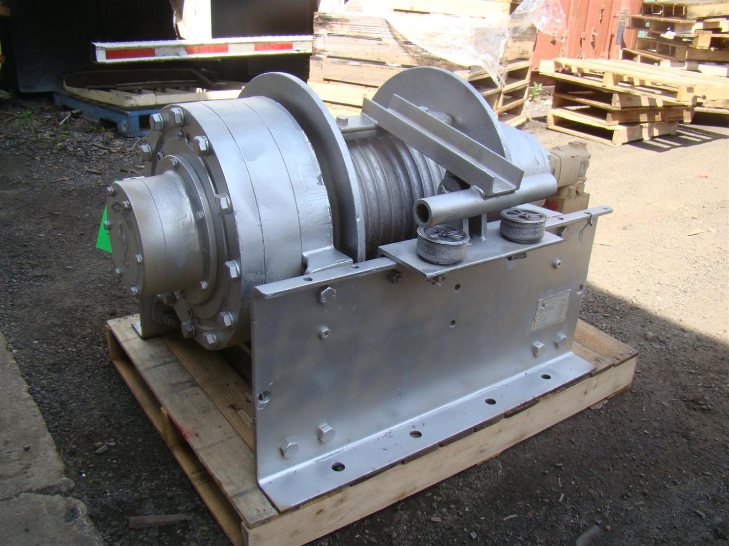 DP Manufacturing Hydraulic Winch 55,000 lb Capacity Model 51882R