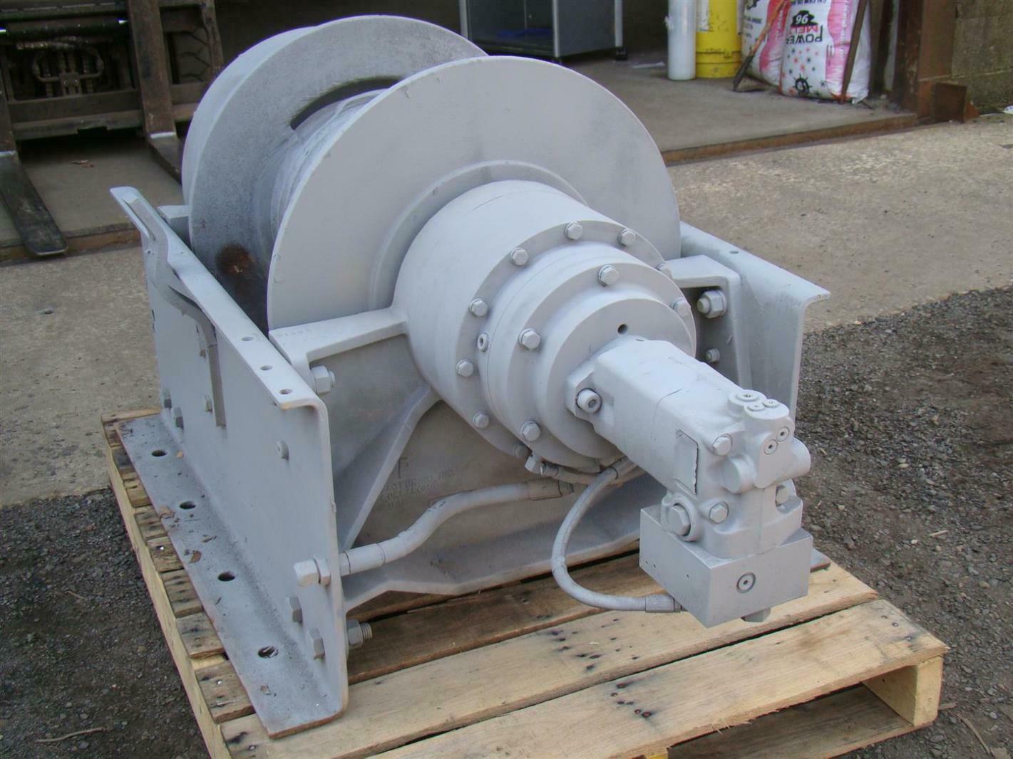 DP Manufacturing Hydraulic Recovery Winch 55,000 lb Capacity Model