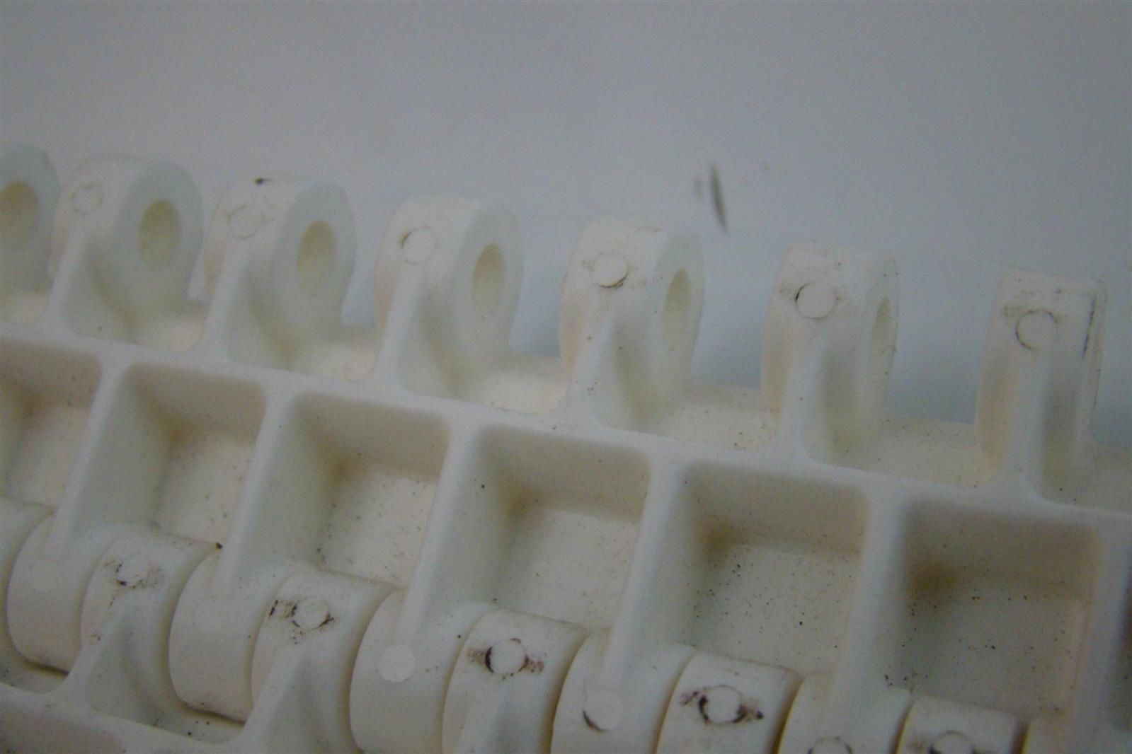 Intralox Plastic Conveyor Belt 28