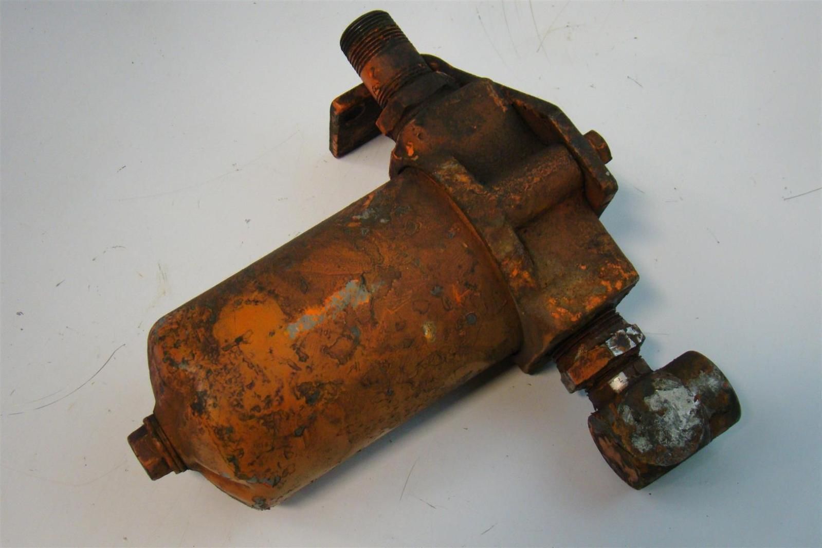 Vickers Hydraulic Filter 1" Inlet and Outlet Joseph Fazzio, Incorporated