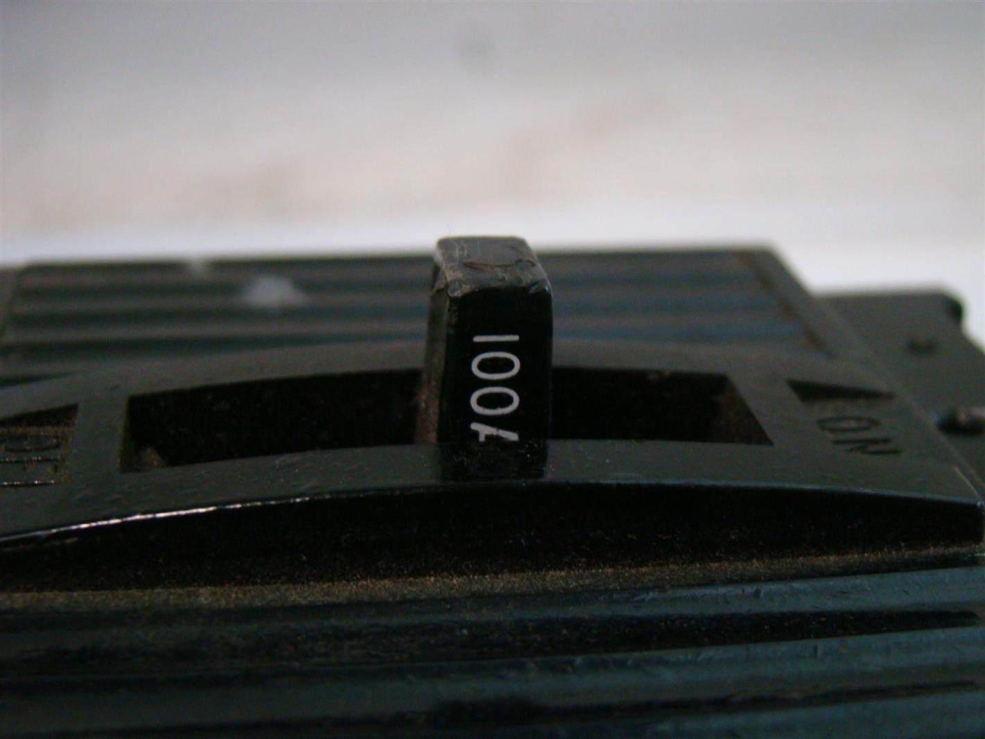 General Electric Circuit Breaker 100Amps 3Poles 240Vac TE132100