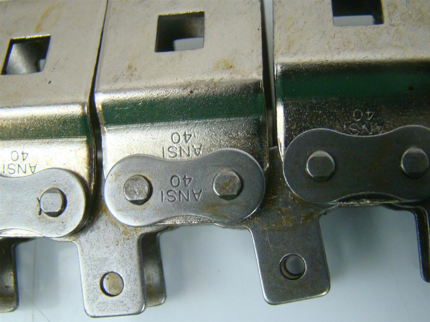 40 Roller Chain Speciality Attachment Tab with Chain Saddle 6' F7J01