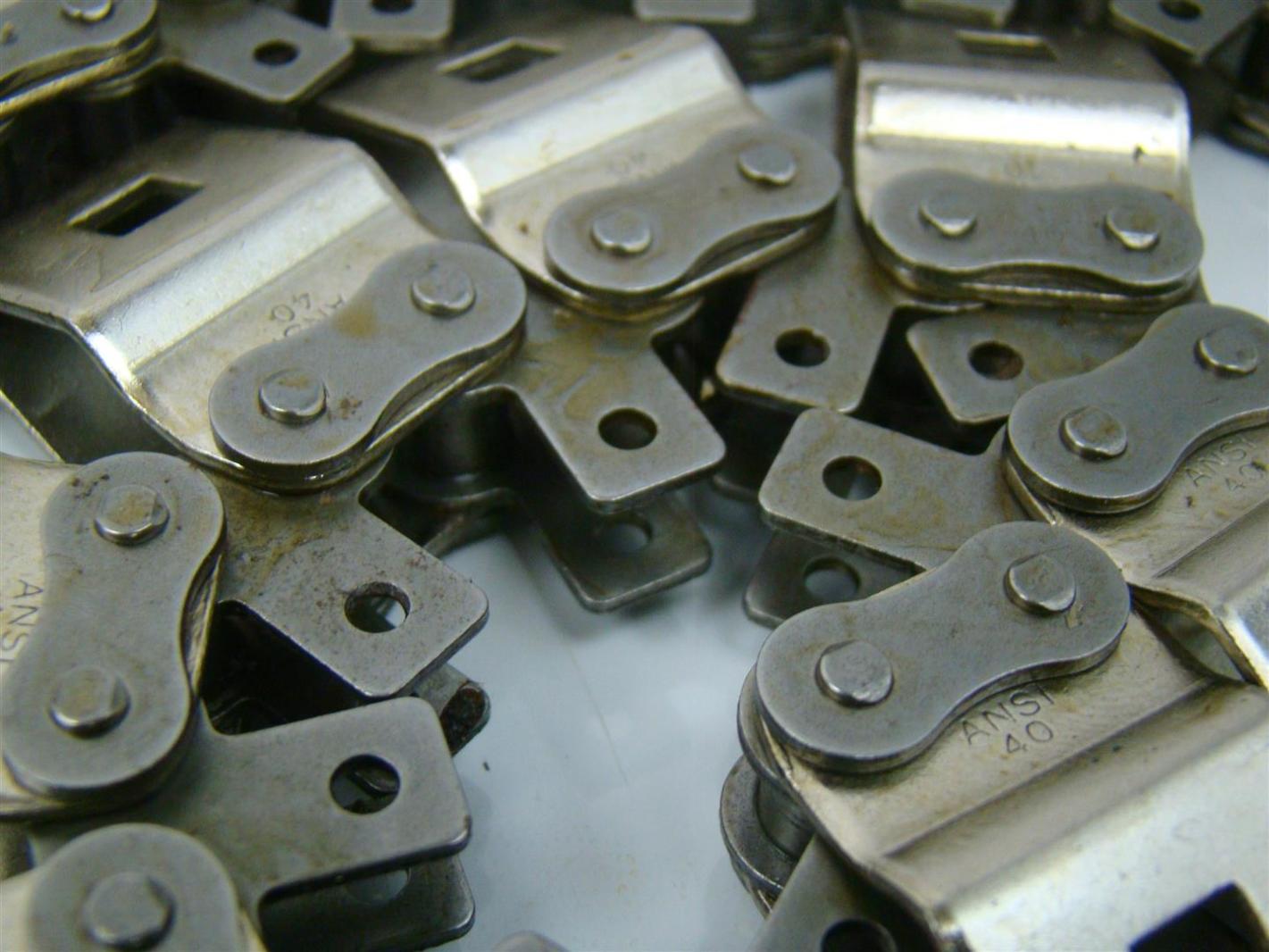 40 Roller Chain Speciality Attachment Tab with Chain Saddle 6' F7J01
