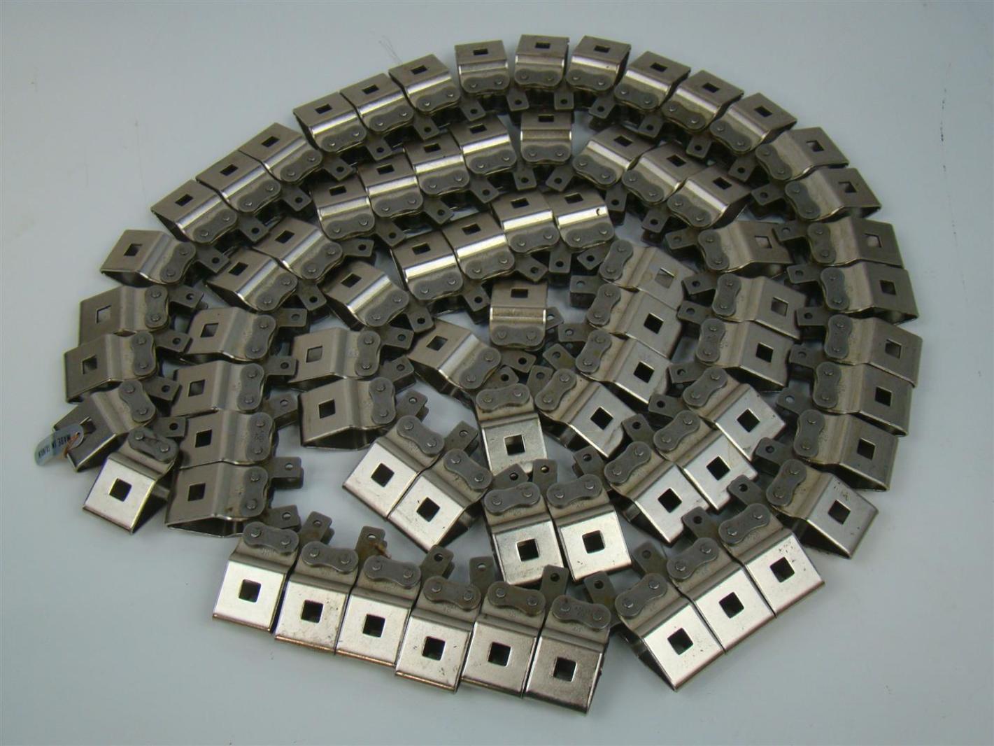 40 Roller Chain Speciality Attachment Tab with Chain Saddle 6' F7J01