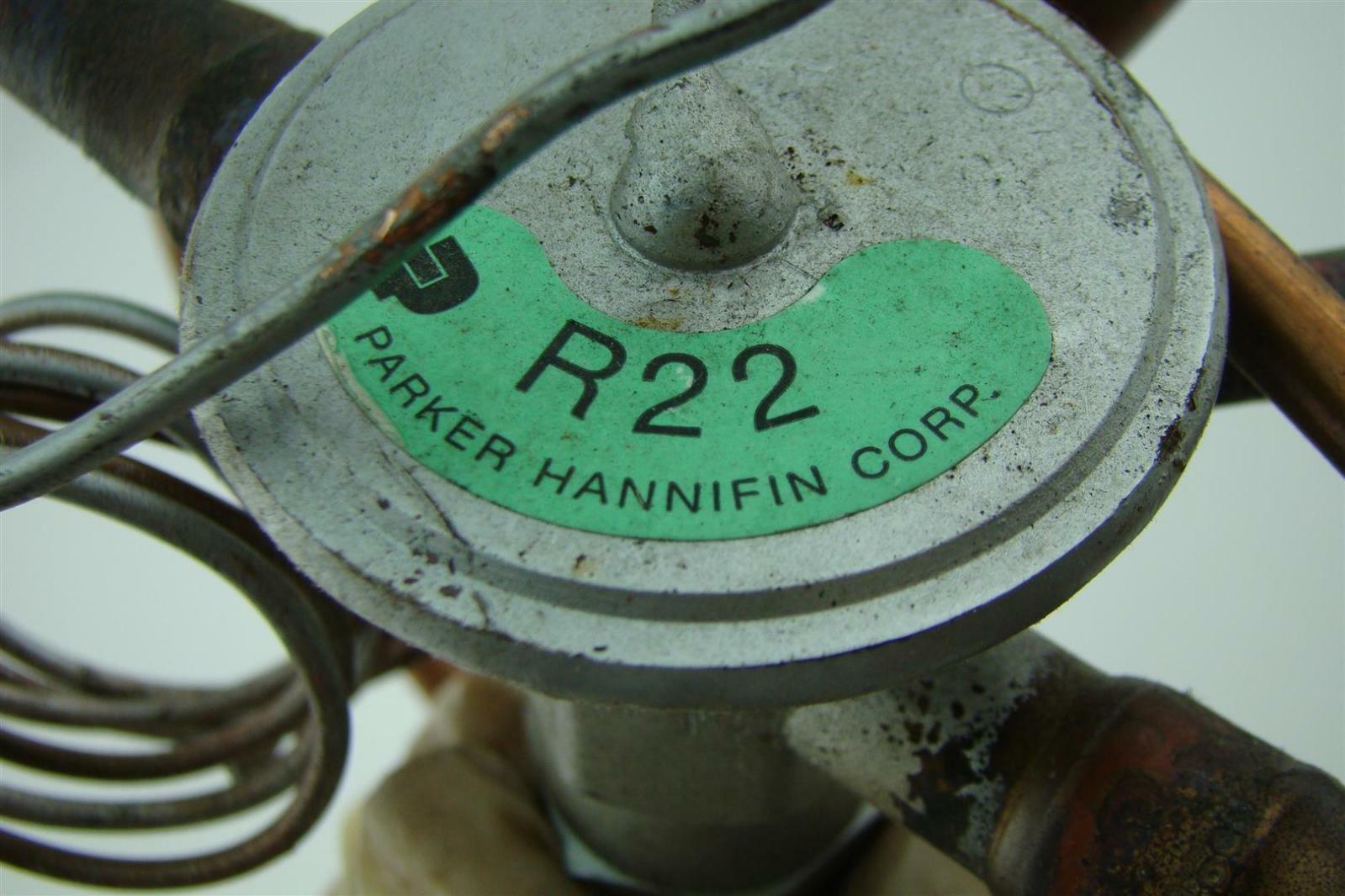 Brass Division X207P4 HEX PIPE CPLG1//4^ Parker Hannifin Corp