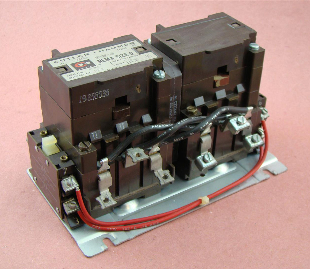 Cutler-Hammer Reversing Contactor Nema Size 0 C50BN3