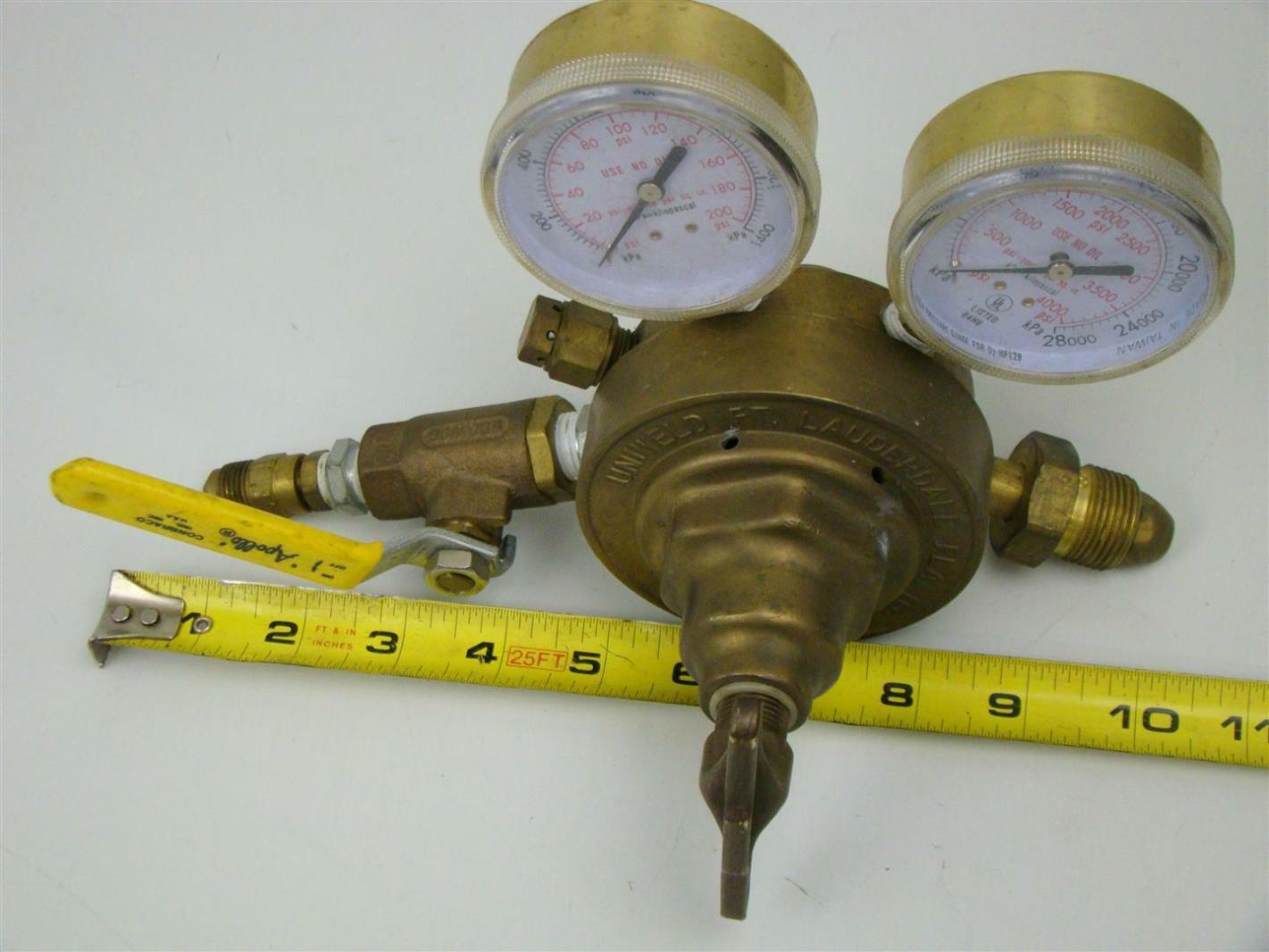 Uniweld Oxygen Regulator Gauge RV8010