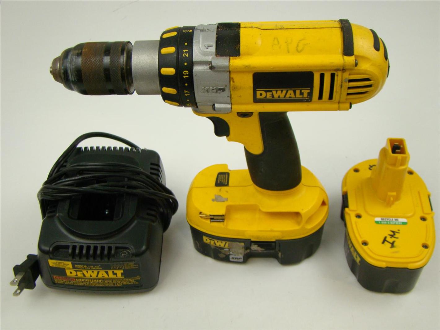 dewalt 18v cordless drill