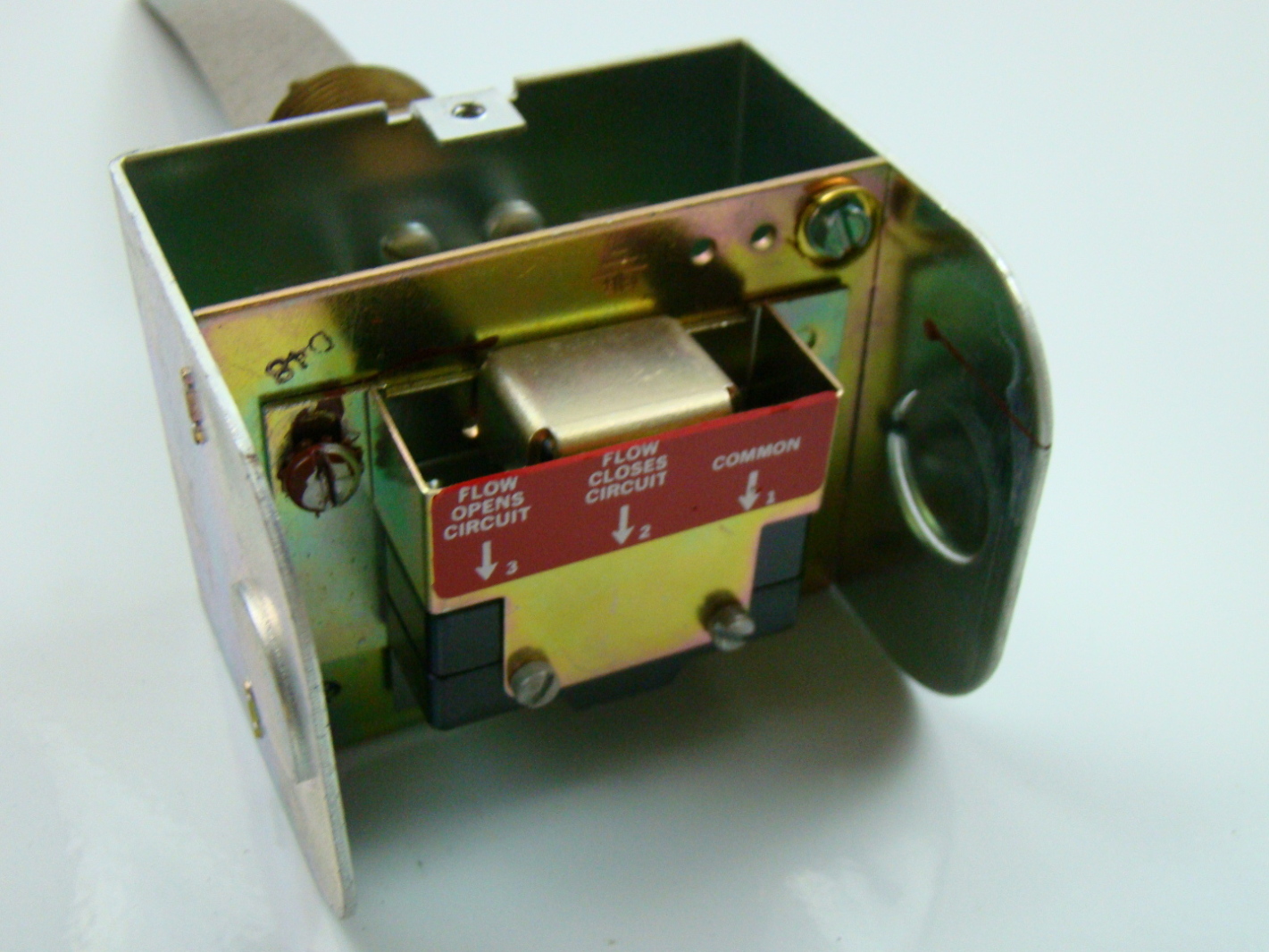 ITT Mconnell 115/230V Flow Switch No. FS43 eBay