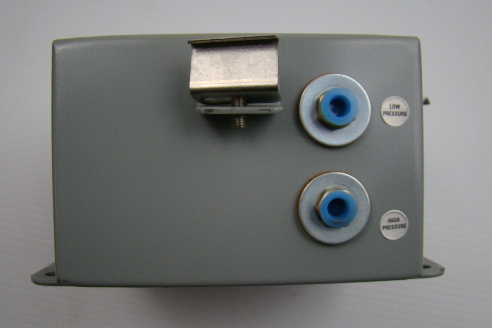 Dwyer Switch Pressure Differential 182440 eBay