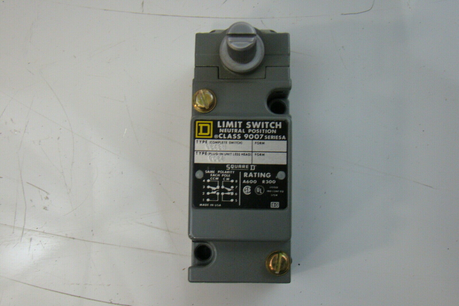 Square D 9007-C64BW Limit Switch 9007C64BW