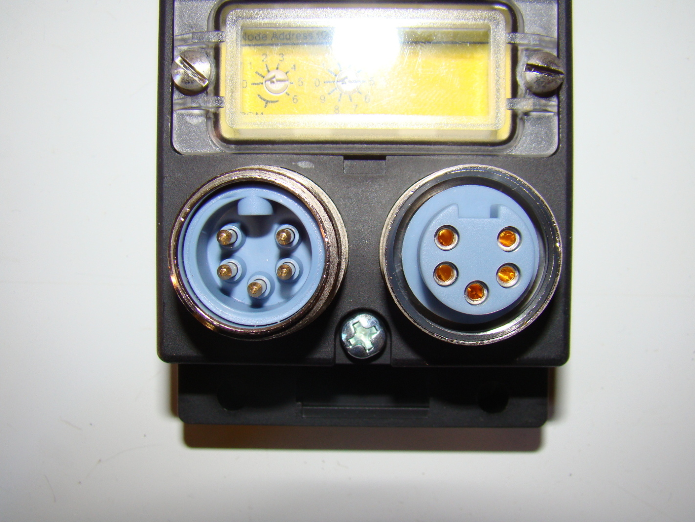 BusStop DeviceNet Advanced I//O Module AIM FDNP-CSG-88-TT