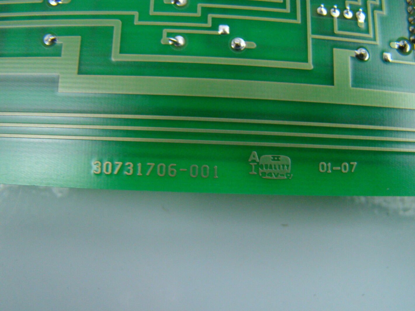 Honeywell Assy. No. 30731719-001 Signal Isolator Circuit Board