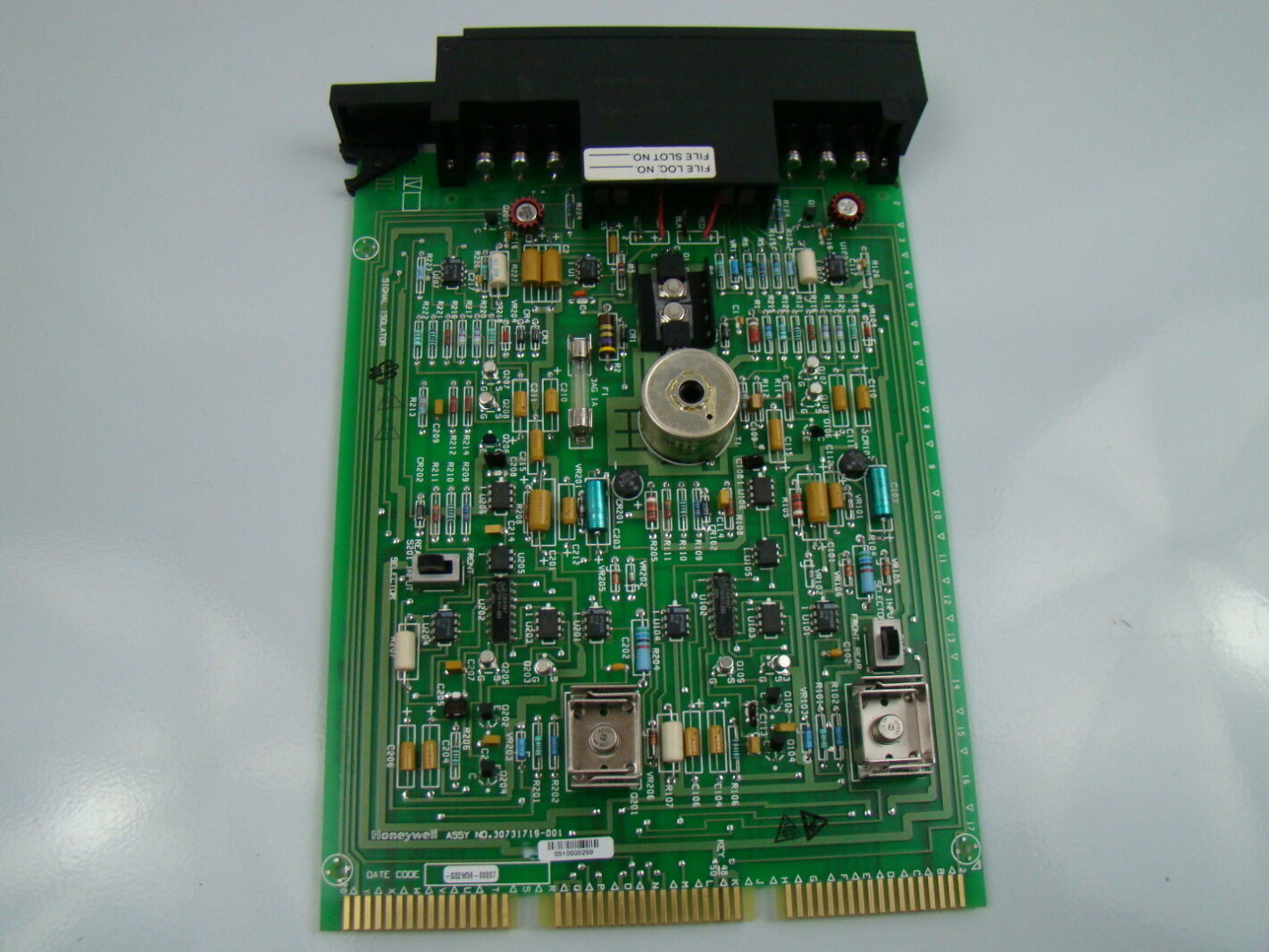 Honeywell Assy. No. 30731719-001 Signal Isolator Circuit Board