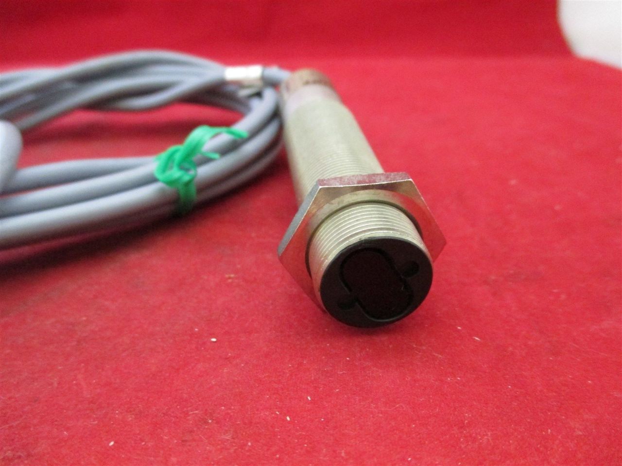 Balluff Sensor BOS 18MPS1PB Process Industrial Surplus