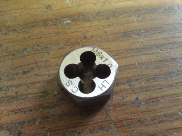 M6 X 1.0 LEFT HAND CARBON STEEL HEXAGONAL RE-THREADING DIE