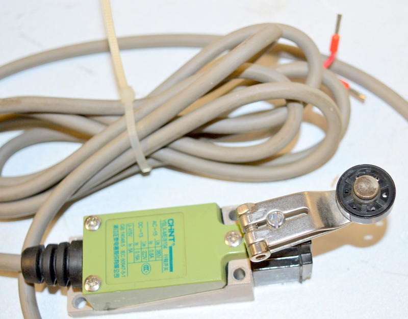 CHINT YBLX-ME/8104 Rouleau limite Proximité Interrupteur 5 Amp contacts tête rotative CHINT YBLX-ME/8104 Rouleau limite Proximité Interrupteur 5 Amp contacts tête rotative