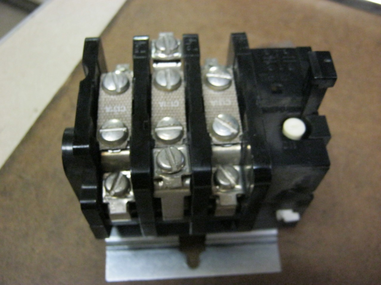 General Electric Overload Relay CR324C310A Daves Industrial Surplus LLC