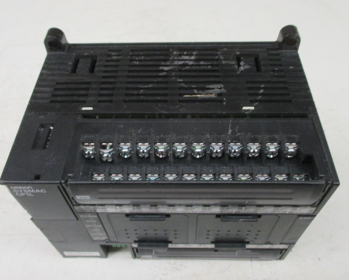 Omron CP1L-EM30DT1-D programmable controller | Daves Industrial Surplus LLC