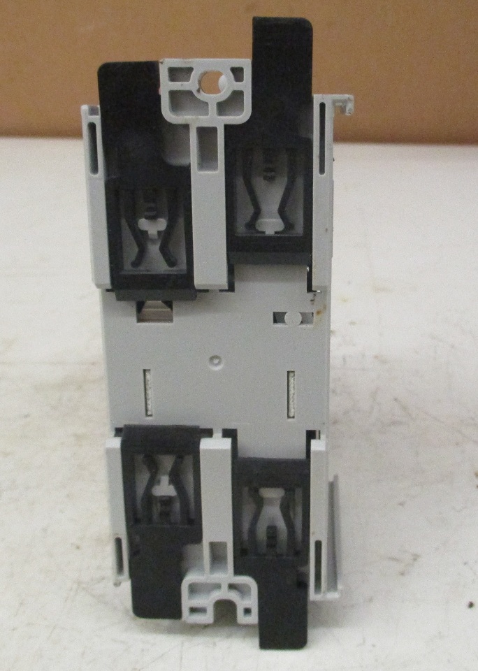 Allen Bradley 1769OB32 Compact I/O Daves Industrial Surplus LLC