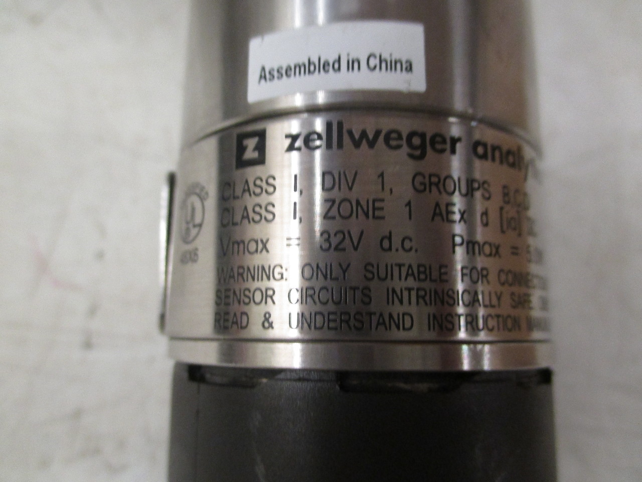 Sieger Zellweger Analytics Transmitter 2110B2203 with Apex Sensor