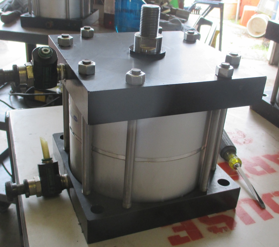 Fabco MP8X1X2X1RFAMR Air Pancake Cylinder Daves Industrial Surplus LLC