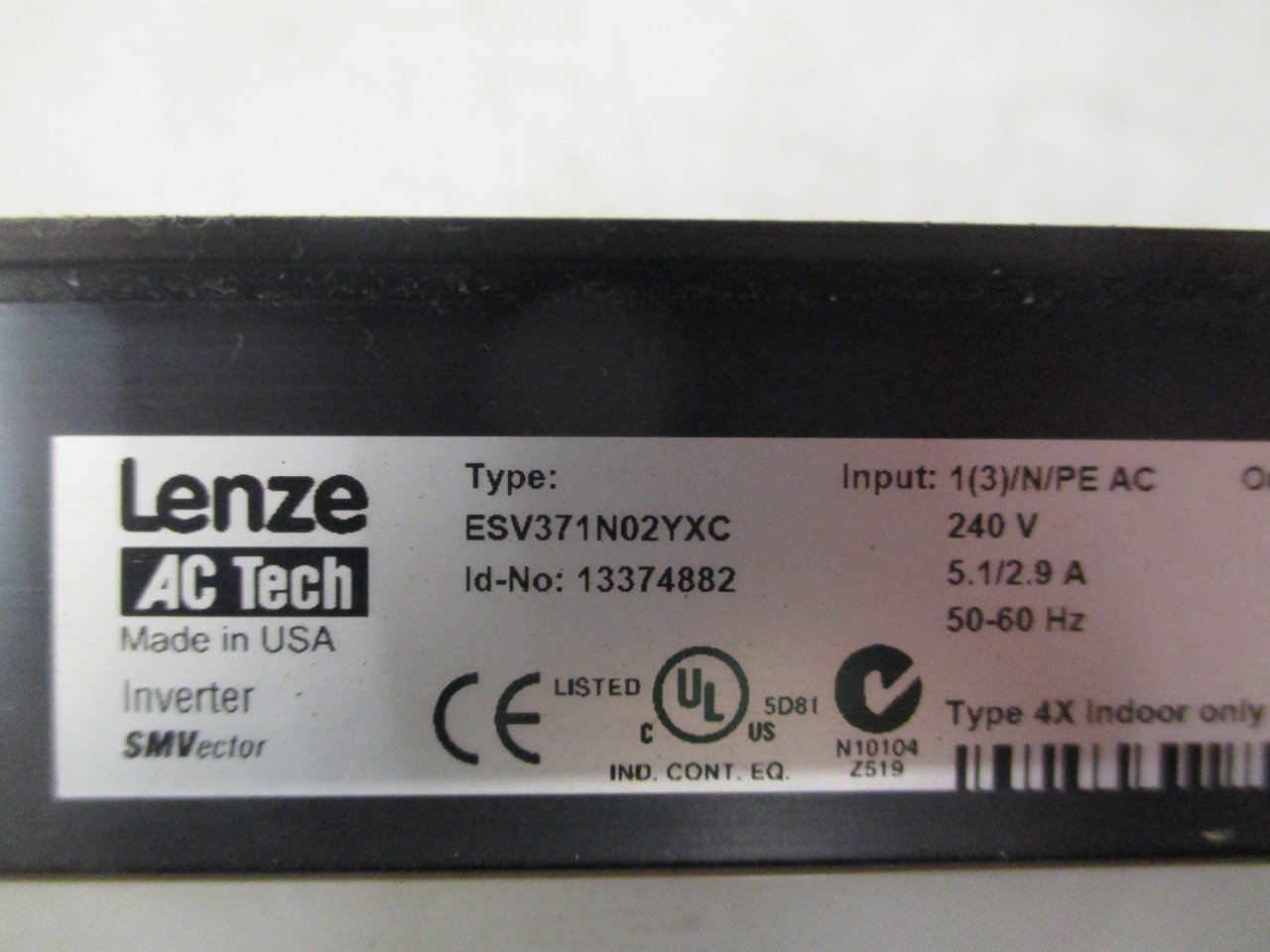 Lenze ES371N02YXC AC Tech SMVector | Daves Industrial Surplus LLC