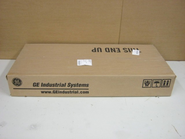 GE TM3220CCU 200 Amp Main Breaker Load Center 120/240 VAC 1 Phase 3 Wire Model 7