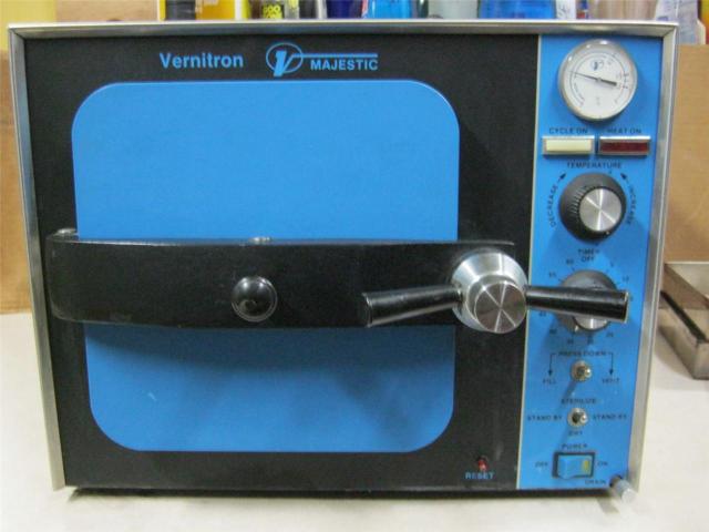 Vernitron 8080 Product Sterilizer Tabletop Autoclave (needs a new thermometer)