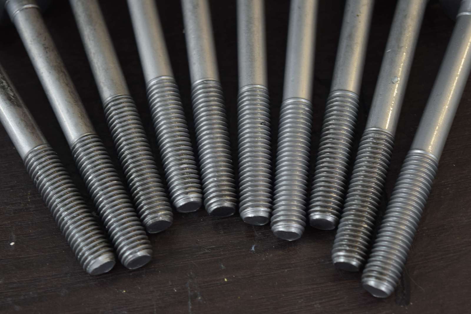 SCITOO Head Bolt Set – Ford Lincoln Mercury 4.6L 5.4L DOHC SOHC 1991-2015 – CB060TE316S10