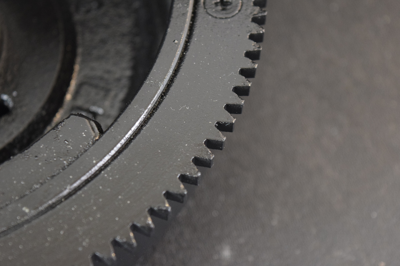 818354A2 Mercury & Mariner 19881998 Flywheel W/ Ring Gear 15 20 25 HP