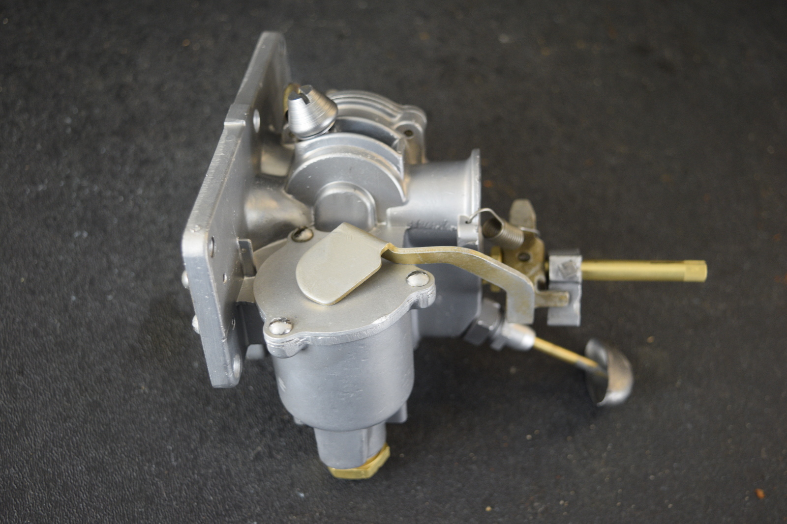 CLEAN! 1955 Gale Sea King Carburetor Assembly & Leaf Plate 591183 5 HP