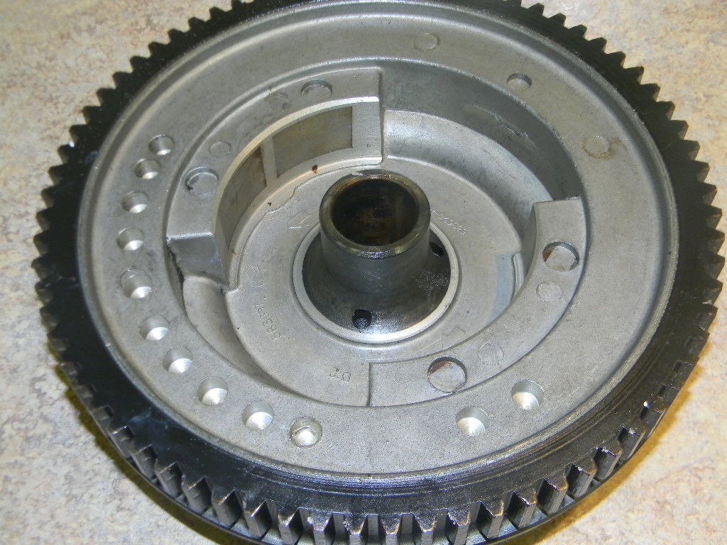 583911 583696 Johnson Evinrude 19891992 Flywheel 40 45 48 50 55 HP "A