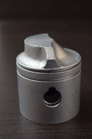 1986-1992 Johnson Evinrude Standard Crossflow Piston 397487 C# 332364 9.9 15 HP