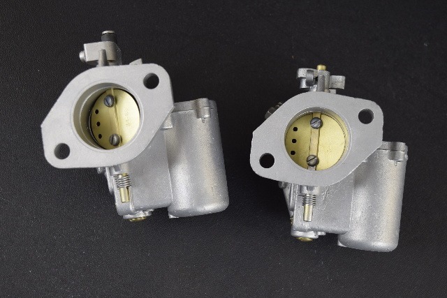 1352-3968 3968 KD-7A KD7A Mercury 1970-71 Carburetor Bodies 135 HP CLEAN